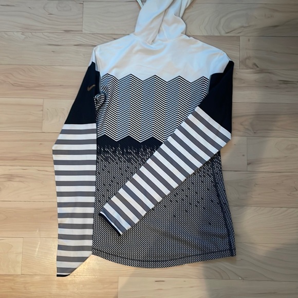 Nike Pro Winter Top - Picture 3 of 4